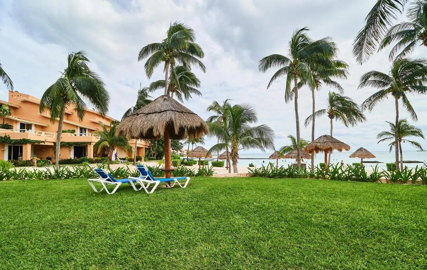 Beachfront Appt With Amazing Pool In Pto Aventuras 普托阿范特拉斯 墨西哥